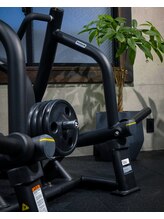 ビエネスタジムトウキョウ 青山(BIENESTAR GYM TOKYO)/【内観】本格機材を贅沢に使用