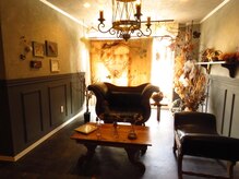 こだわりの店内でプチ旅行気分♪完全個室なので誰にも会いません