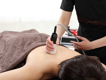 さくらはり灸整骨院の写真/今までにない筋膜リリース体験♪ねじれ、固まったコリをほぐす「メディセル」で蓄積された疲労を改善!