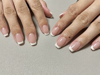 nail salon l SEED.の写真/《ワンランク上の大人シンプルネイルで指先を美しく》お仕事柄派手にできない方にもオススメのネイルサロン