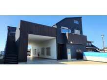 サンシャイン(Sunshine)/当サロン外観