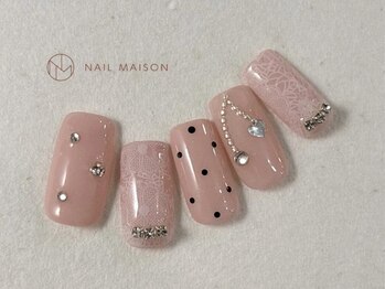 ネイルメゾン 梅田(NAIL MAISON)/レースドットストーン