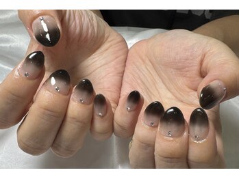 ミアネイル 蕨店(mia nail)/グラデーション+パーツ