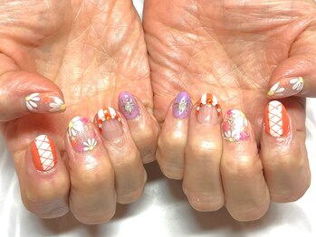 ネイルサロンブリス(nail salon Bliss)/☆華やかなマーガレットネイル☆