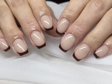 アリ(ARI)/フレンチネイル