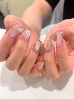 リノ 中目黒(Lino)の写真/【シンプルだからこそ技術で差がつく♪】シンプルの中にさりげないオシャレさを◎上品な指先へ♪