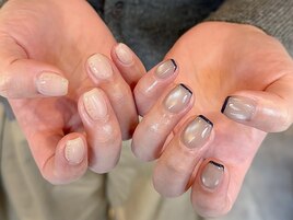 細フレンチ×スタッズ