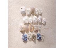 シルニー リム(Silny rim)/アシンメトリーニュアンスネイル