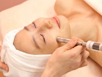 エステティック 華/ダイヤモンドピーリング