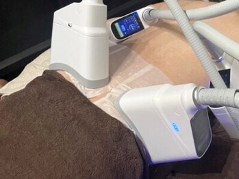 ブリエル(BRILLER)の写真/全国でも希少な最新AI脂肪冷却を導入！運動不足の方や体型の変化にお悩みの方に◎理想のボディへ導きます！