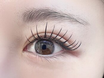 センス オブ ビューティー 恵比寿店(SENSE OF BEAUTY)の写真/リラックスしながらキレイな目元へ！まつげパーマ（ケラチンラッシュリフト）ロッドの種類も豊富にご用意◎