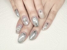 ヴェイスサロンアンバー(Vase Salon Amber)/