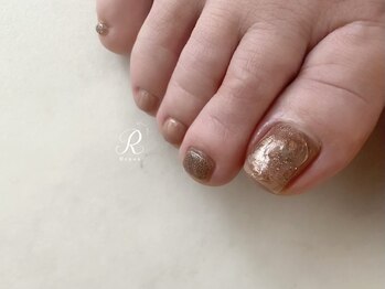 ピンクフットネイル