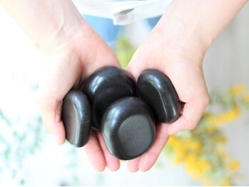 トリコテ ル ブラン(tricoter le blanc)/【ホットストーン】