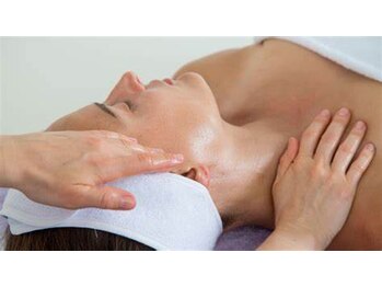 トゥジュール バイ ボウケンフライ(toujours by Bokenfly)/【本気のヘッドスパ】