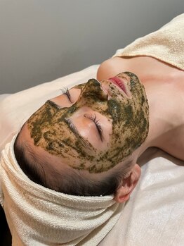 ミニョン(mignon)の写真/＼本気の肌質改善／お肌の土台を整えすっぴん美人☆≪幹細胞ハーブピーリング(剥離なし)¥8800≫
