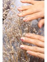 キダチ(Kidati)/おとなニュアンスネイル