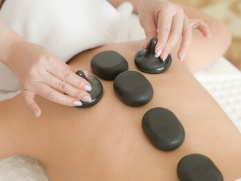 サロン ハナ(SALON HANA)/ホットストーン【背中】