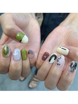 アールエム(Rm)/８月♪ネイル