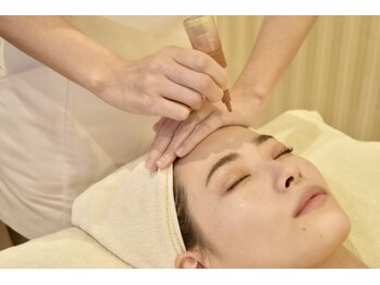 ウルル 上野店(ULULU)/生コラーゲン導入