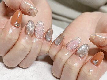 フリージア(Freesia)/選べる6種定額コース♪ ¥7,980