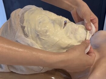 サロン ド ブラン アオヤマ(Salon de BLANC AOYAMA)/クリスティーナ美白ケア