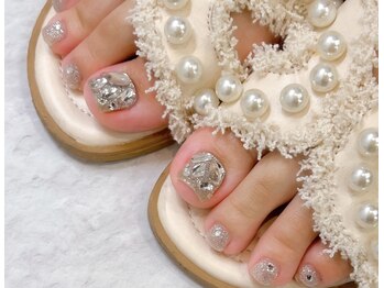 レフトネイルズ(LEFTNAILS)/フットネイル　ガラスフレンチ