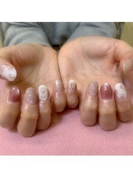 キーバイマグモモ(KYE by Mag momo)/チューリップ／春ネイル／手描き