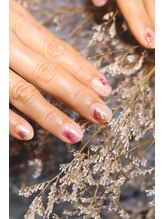 キダチ(Kidati)/おとなニュアンスネイル