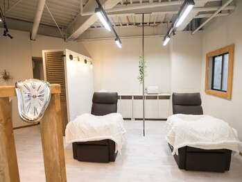 ステラ 浦和店(STELLA)/落ち着いた雰囲気の店内です