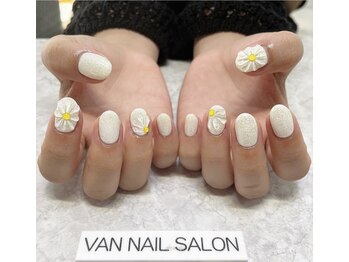 ヴァンネイルサロン 本厚木(VAN NAIL SALON)/ハンド持ち込みデザイン