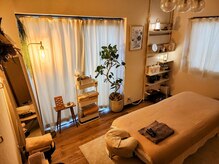 インナーライト(Inner-Light)/夜のサロン空間