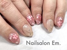 エン(Em.)の雰囲気（季節に合わせてデザインご用意しています。ご相談ください。）