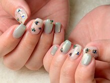 グロスネイル(gloss nail)/ジェルアート／ホロ／フラワー