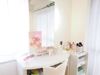 CPサロン フェリーチェ/エステ後メイク付き