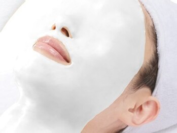 メナードフェイシャルサロン 藤沢駅北口店の写真/【鏡で何度も見たくなるお肌へと導きます☆】贅沢ケアで、いつも頑張っている自分にご褒美はいかがですか♪