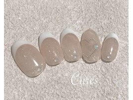 キラキラブライダルネイル