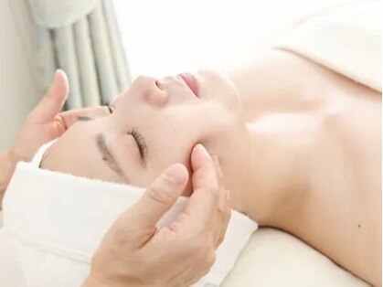 【肩こりケア整体/リンパマッサージ/フェイシャル】アイリーby筋膜チェルシーグリーンの写真