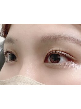 ナチュラル上品な目元にしたい