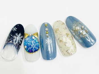 コルン/華やかビジューアート