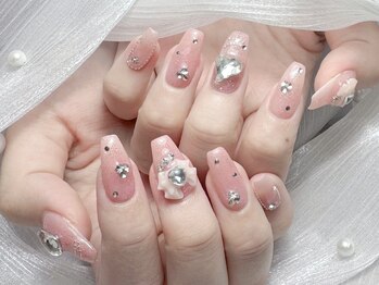 ルル 新宿店(Lulu’s)/持込み・新宿ネイル・長さだし