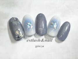 水色チークフラワーネイル