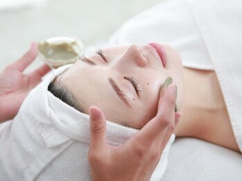 インテリウス(INteRius.)/リベルハーブピーリング