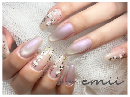 エミィ(emii)の写真