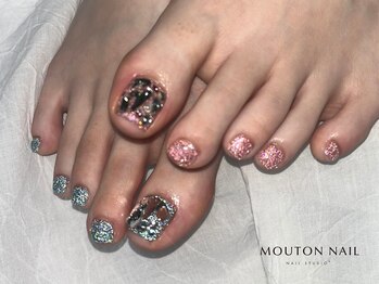 ムートンネイル 大阪梅田店(MOUTON NAIL)/親指アート