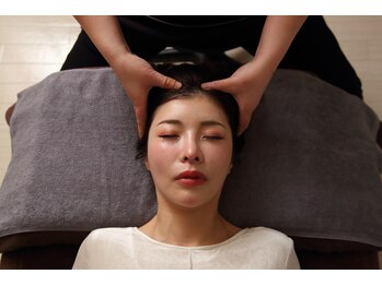 スイミンテラス 八丁堀店/ドライヘッドスパ施術風景