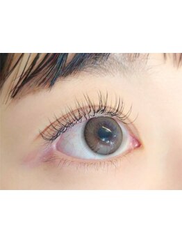 ボリュームのある目元にしたい