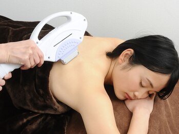 プレヴェール 神戸三宮/【背中脱毛】