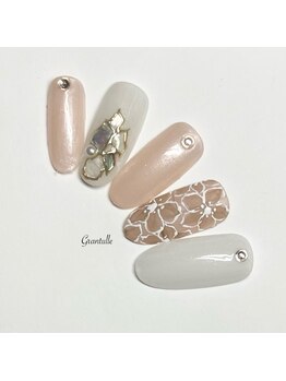 グランチュール(Grantulle)/フラワーシェルネイル