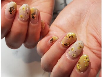 ネイルサロンブラン(nail salon BLANC)/押し花のミモザネイル